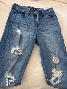 Hollister Women’s Distressed Dark Blue Boyfriend Jeans